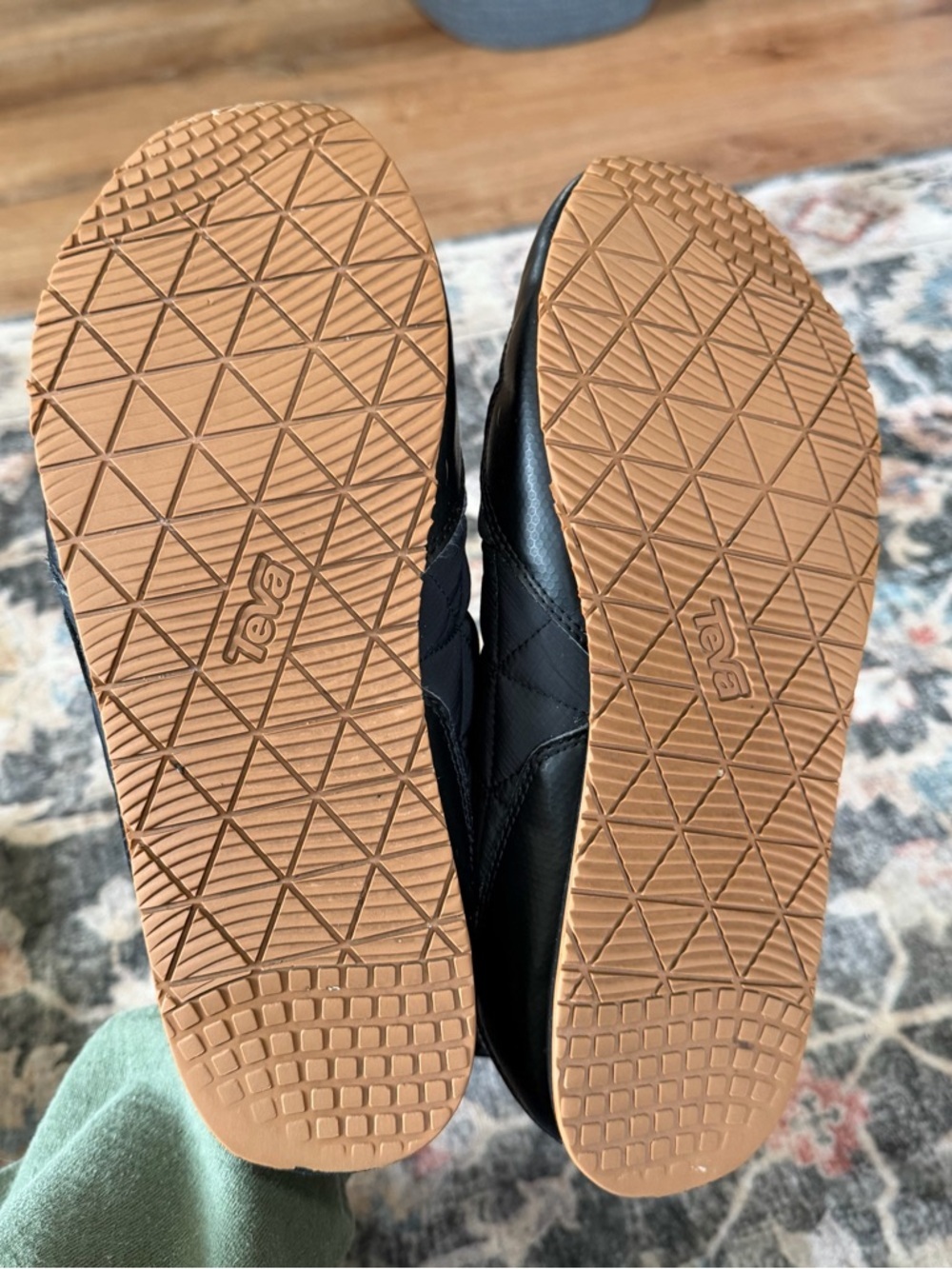 Teva ReEMBER Mid Slip-On Quilted Outdoor Bootie in Gray Mens Size 10 - Picture 6 of 11